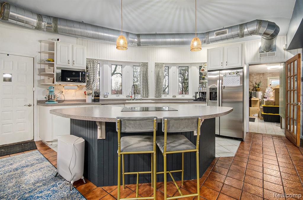 60742 11 Mile Road, South Lyon, MI 48178 — Photo 9