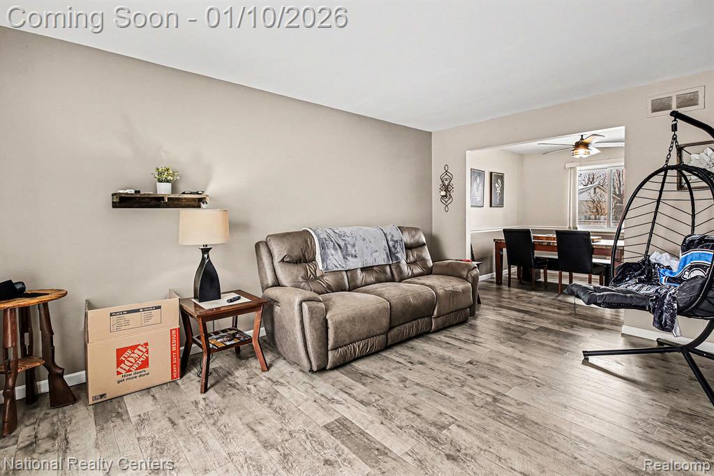 24840 Cabot Drive, Woodhaven, MI 48183 — Photo 6