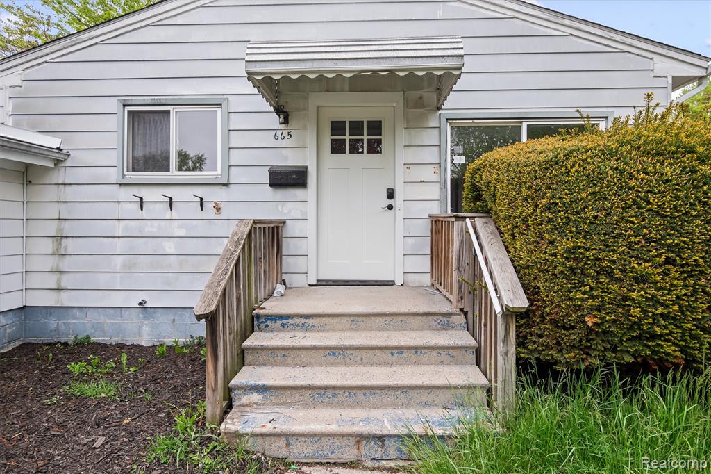 665 Stirling Street, Pontiac, MI 48340 — Photo 5