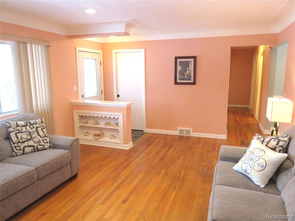 53432 Bruce Hill Drive, Shelby Twp, MI 48316 — Photo 6