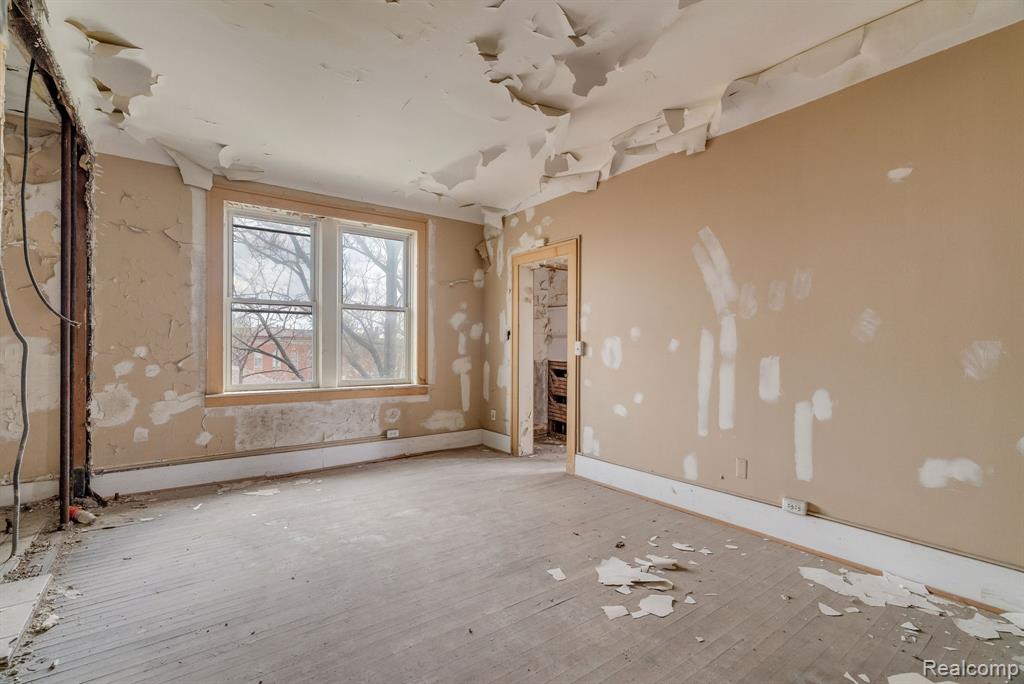 725 Whitmore Road, Detroit, MI 48203 — Photo 13