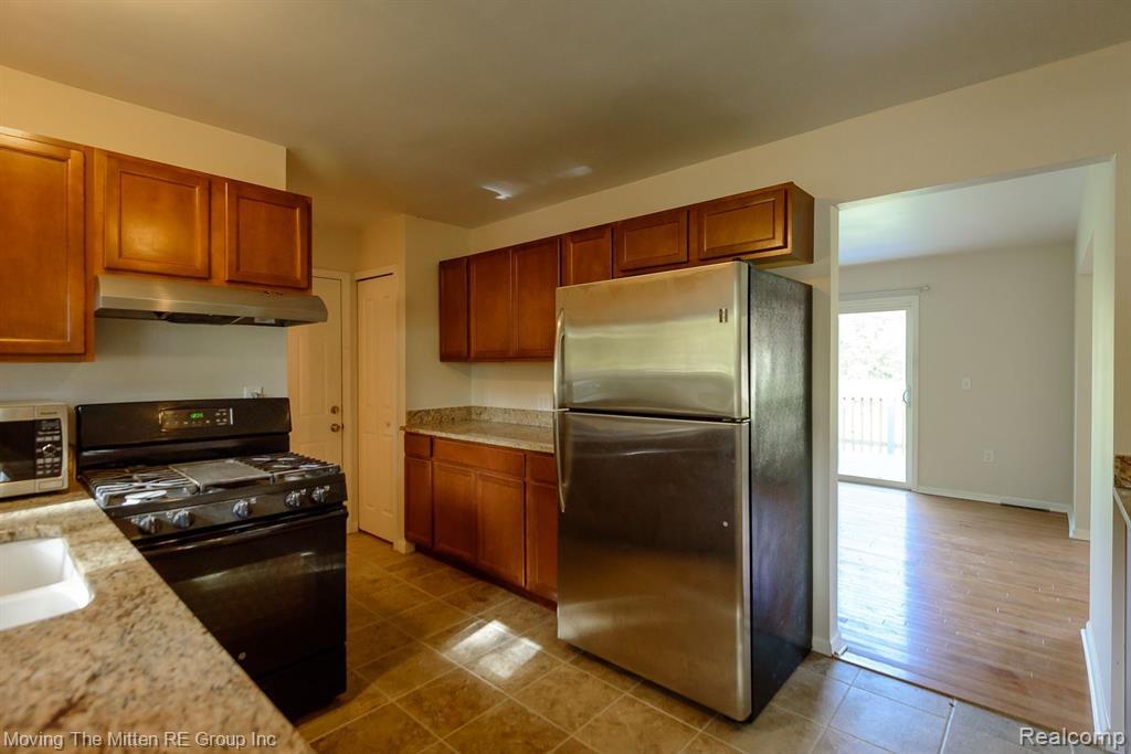 43654 CROWLEY Road, Van Buren, MI 48111 — Photo 16