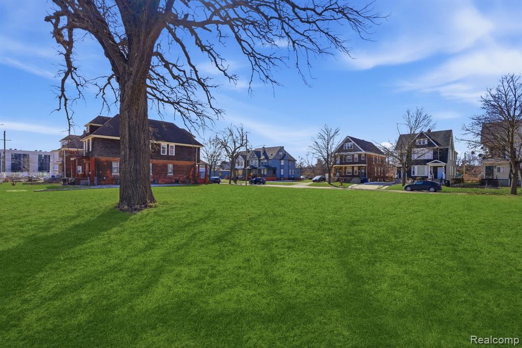 2170 Sheridan Street, Detroit, MI 48214 — Photo 5