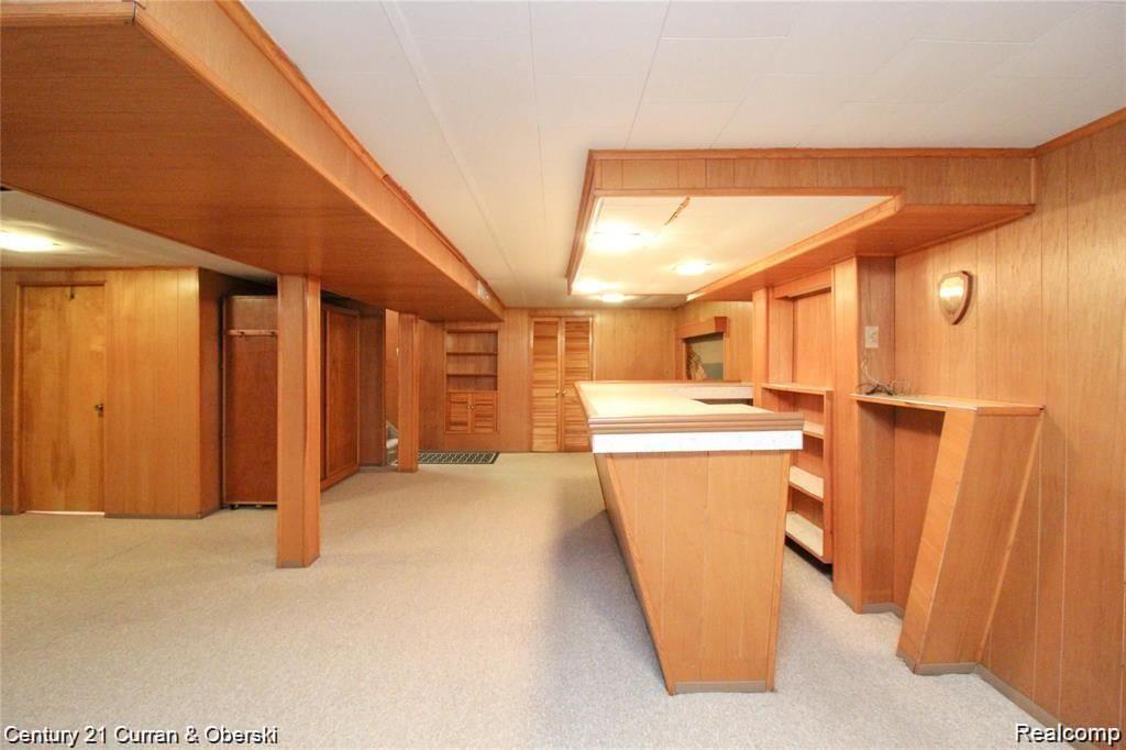 6711 N EVANGELINE Street, Dearborn Heights, MI 48127 — Photo 14