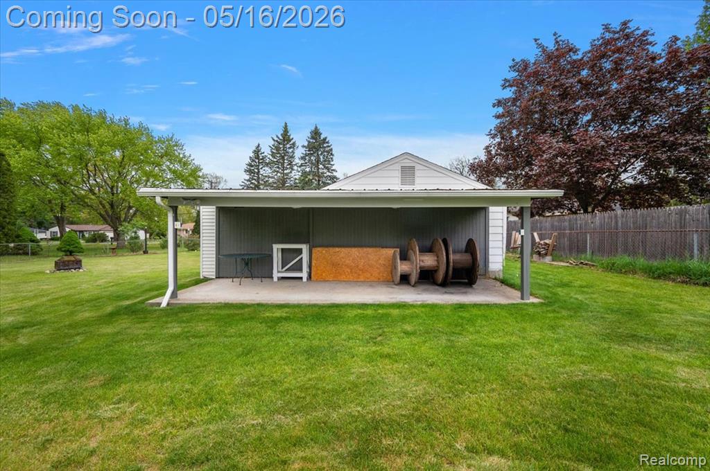 8529 Munrovia Street, Shelby Twp, MI 48317 — Photo 28