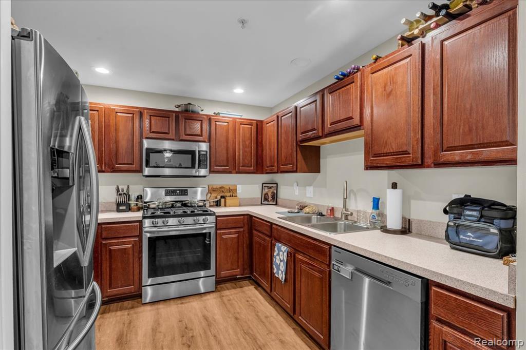 657 River Park Village Boulevard, Northville, MI 48167 — Photo 9