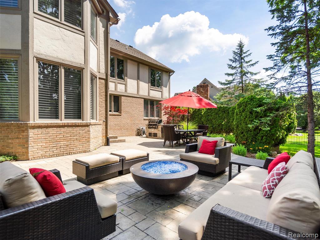 5657 Greenhill Drive, Troy, MI 48098 — Photo 74