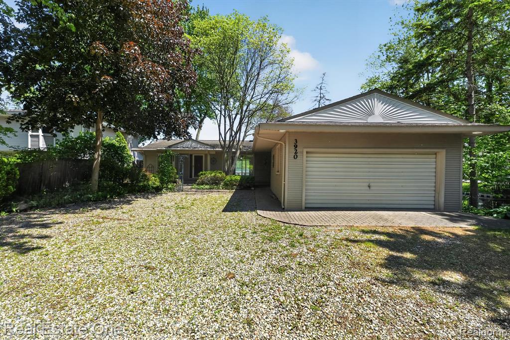 3920 Wint Road - Photo 4