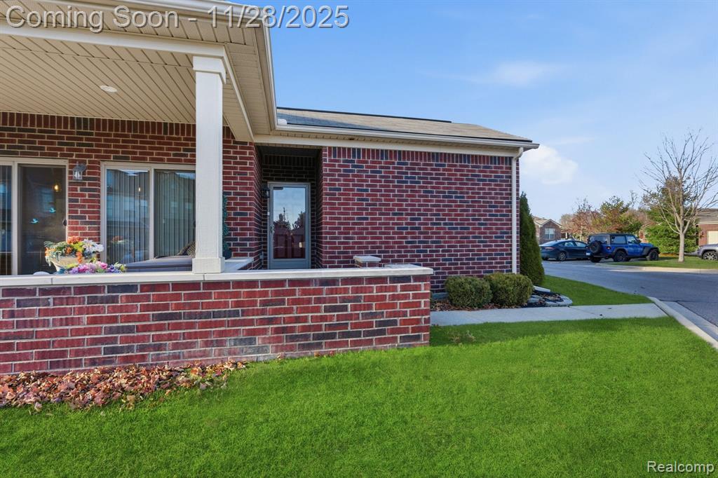 49087 Shannon Court, Macomb, MI 48042 — Photo 4