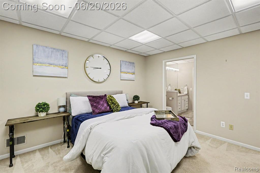 836 Townsend Drive, South Lyon, MI 48178 — Photo 32