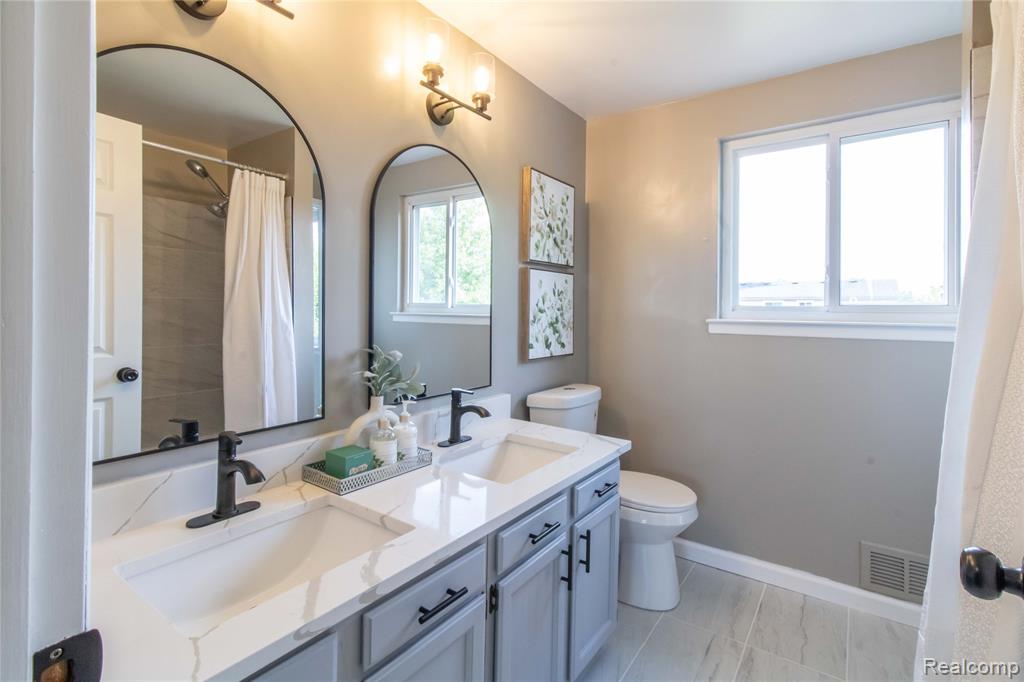 45228 Patrick Drive, Canton, MI 48187 — Photo 28