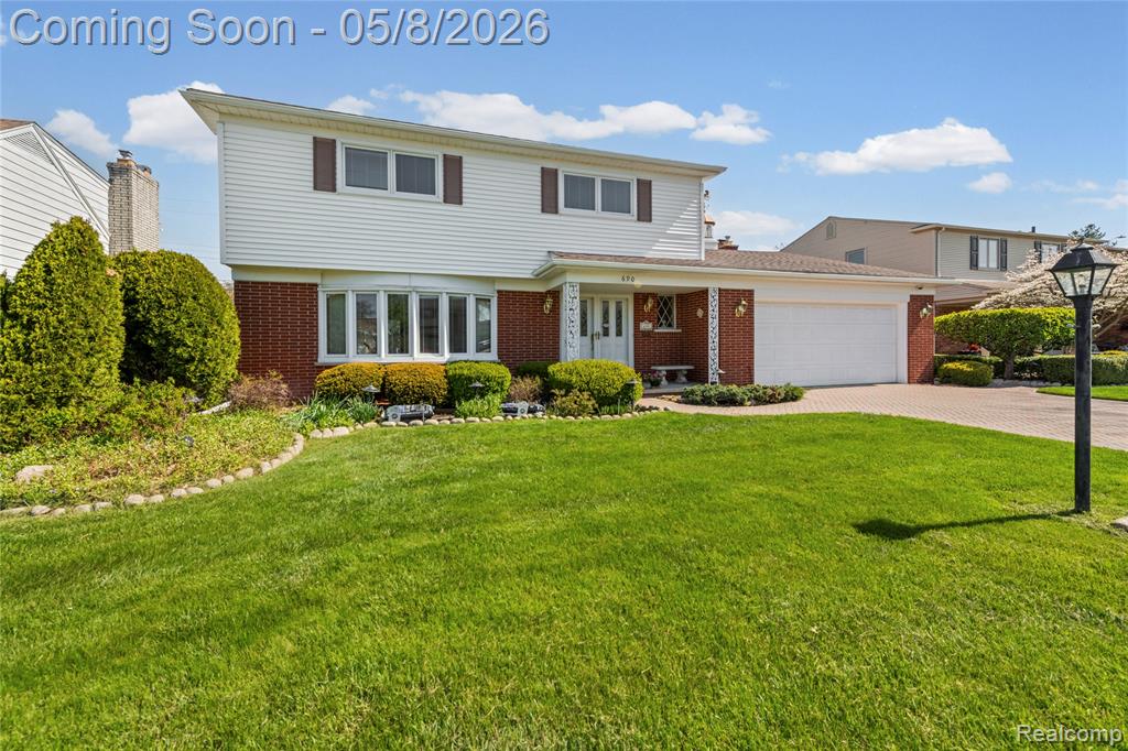 690 Briarcliff Drive, Grosse Pointe Woods, MI 48236 — Photo 3