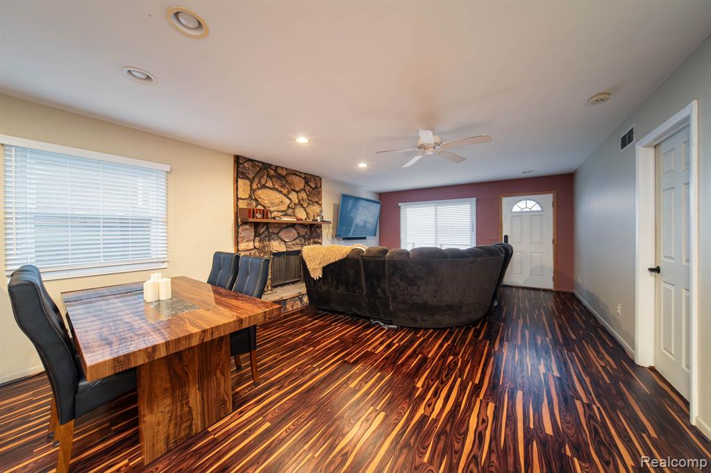 7920 DETROIT Boulevard, West Bloomfield, MI 48323 — Photo 10