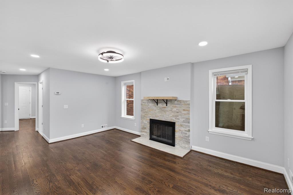 10001 Greensboro Street, Detroit, MI 48224 — Photo 3