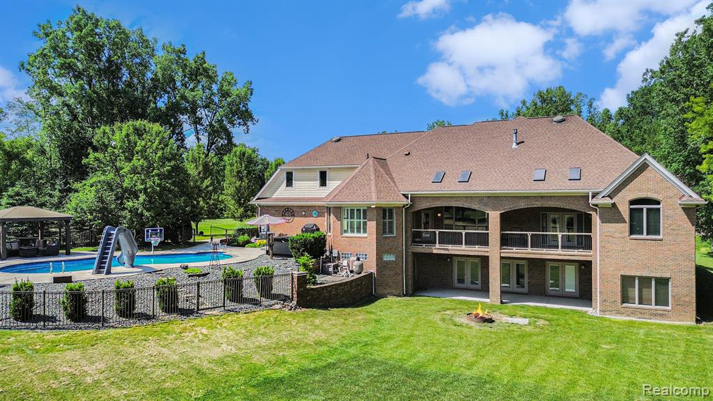 8670 Country Manor Drive, Bruce, MI 48065 — Photo 48