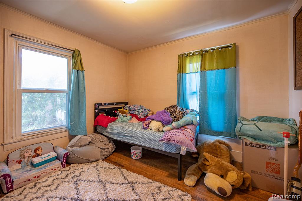 737 N Madison Street, Lapeer, MI 48446 — Photo 9
