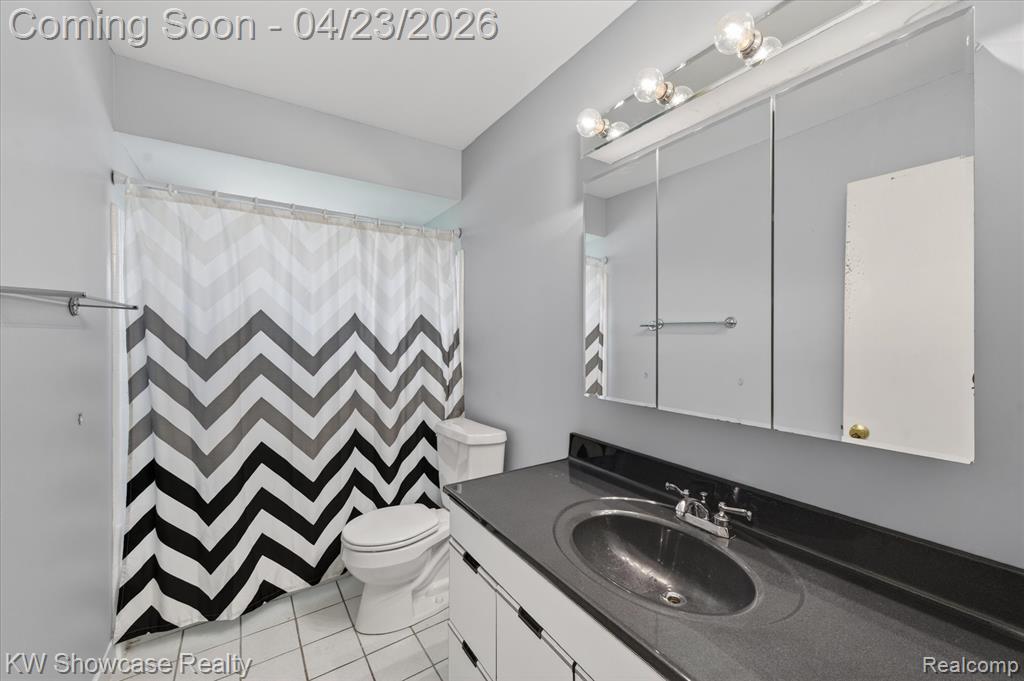 1584 Chanticlair Circle, Wixom, MI 48393 — Photo 26