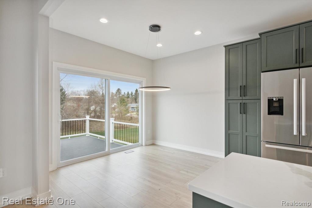 603 BRAXWOOD Place, Milford, MI 48381 — Photo 16