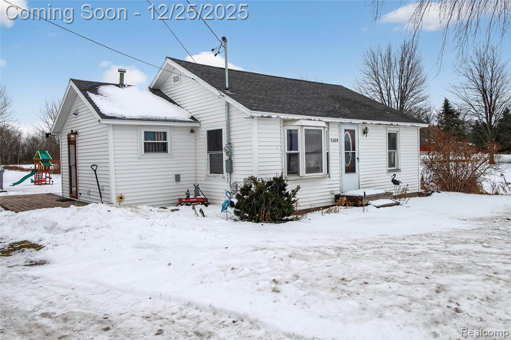 5369 S Mackinaw Road, Bay City, MI 48706 — Photo 4