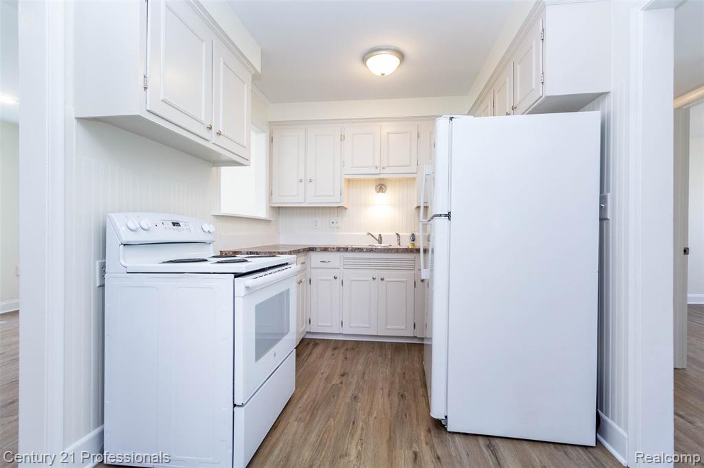 21892 Ehlert Avenue, Warren, MI 48089 — Photo 9