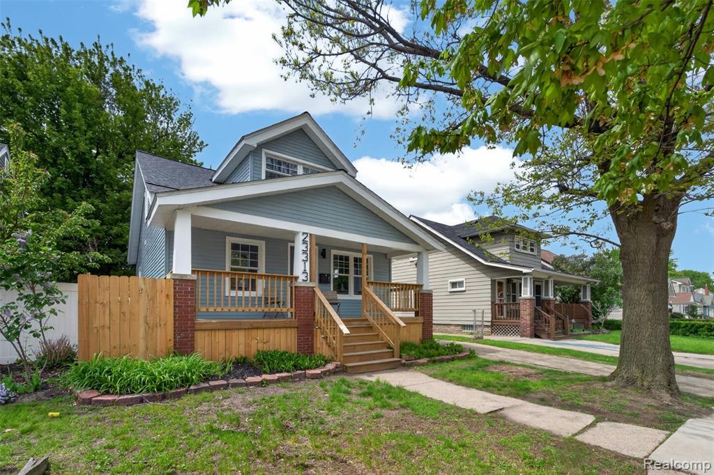 23313 Carlisle Avenue, Hazel Park, MI 48030 — Photo 3