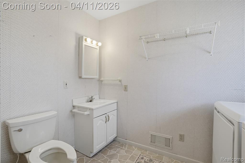 8520 Pontiac Trail, South Lyon, MI 48178 — Photo 18