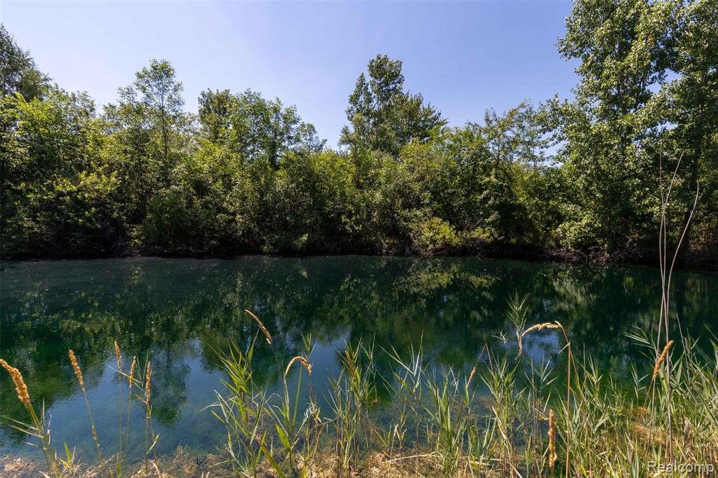 408 Columbiaville Road, Columbiaville, MI 48421 — Photo 9