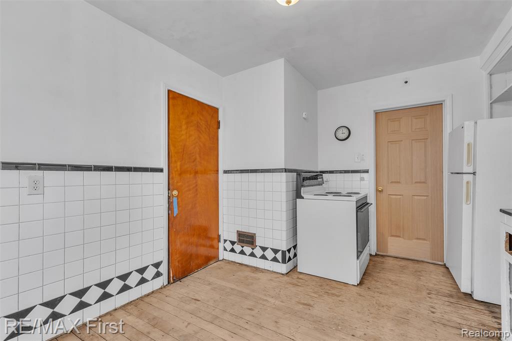 13991 Whitcomb Street, Detroit, MI 48227 — Photo 9