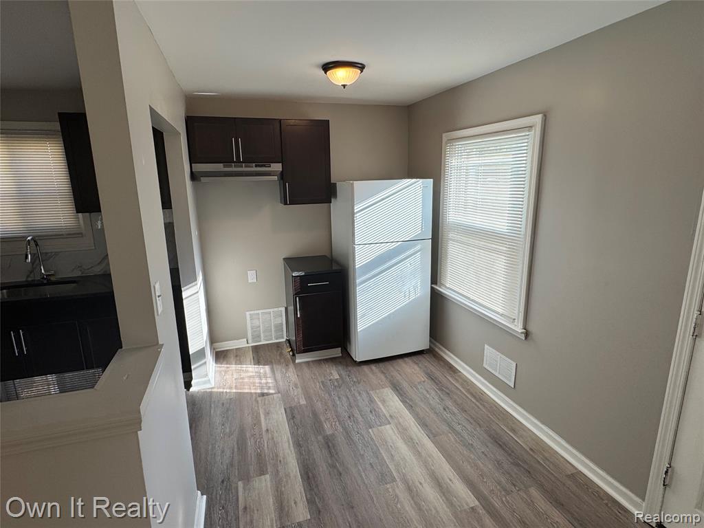 7497 W Parkway Street, Detroit, MI 48239 — Photo 4