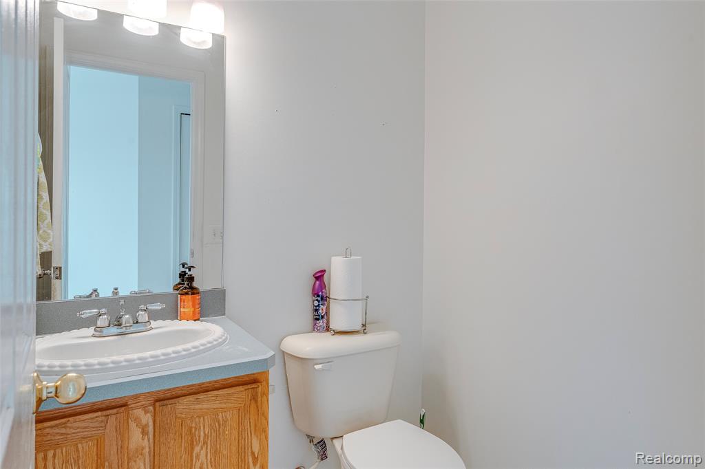 6815 Norwood Drive, Canton, MI 48187 — Photo 17