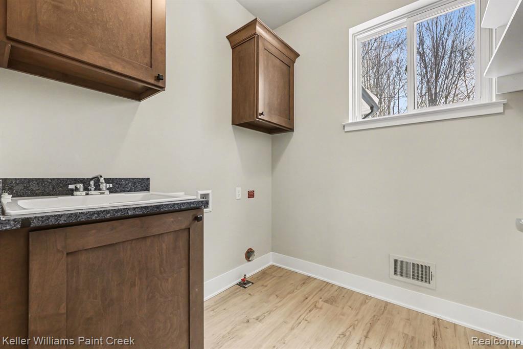 55140 Baker Road, Chesterfield, MI 48047 — Photo 16
