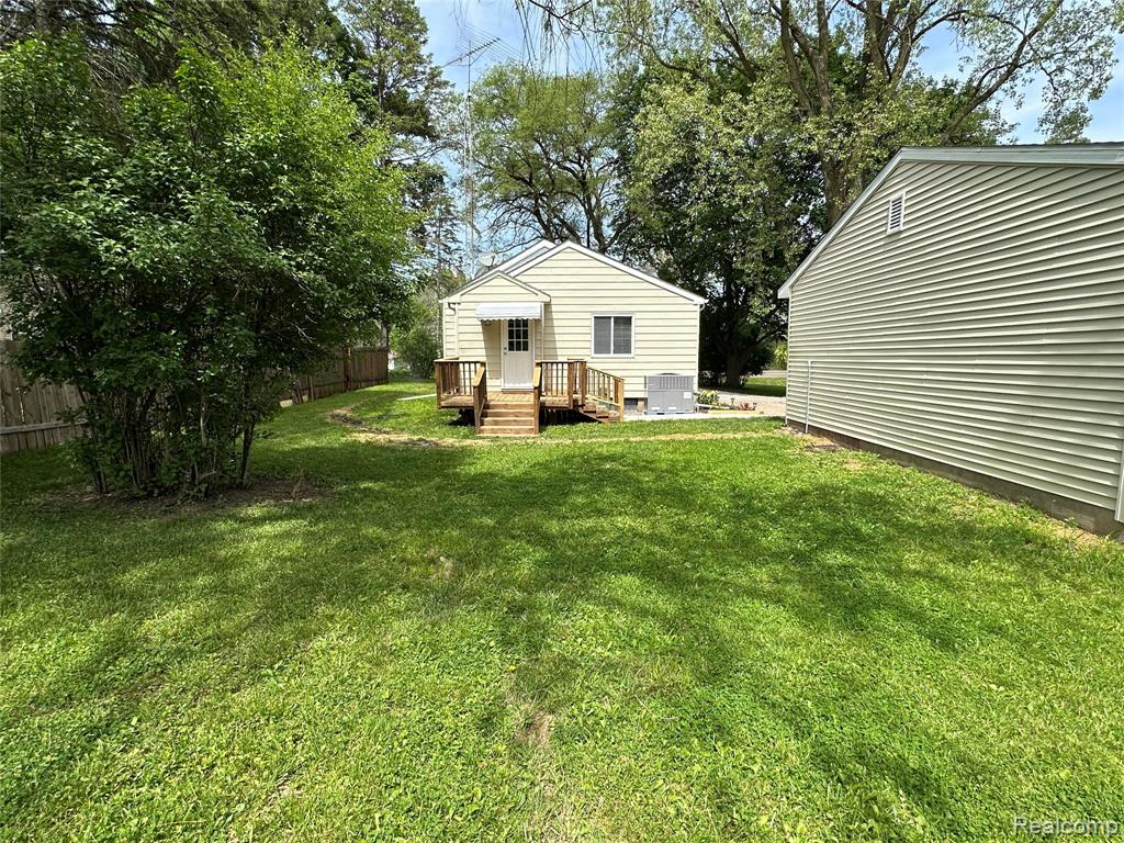 6161 River Road, Flushing, MI 48433 — Photo 14