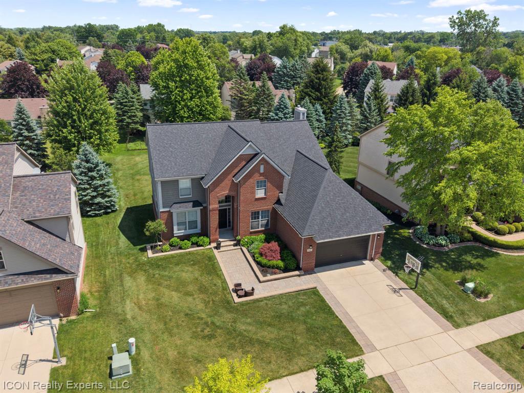 884 Grandview Drive, Commerce Twp, MI 48390 — Photo 45
