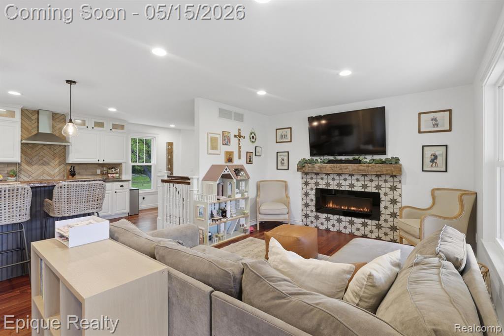 4094 E M 36, Pinckney, MI 48169 — Photo 4