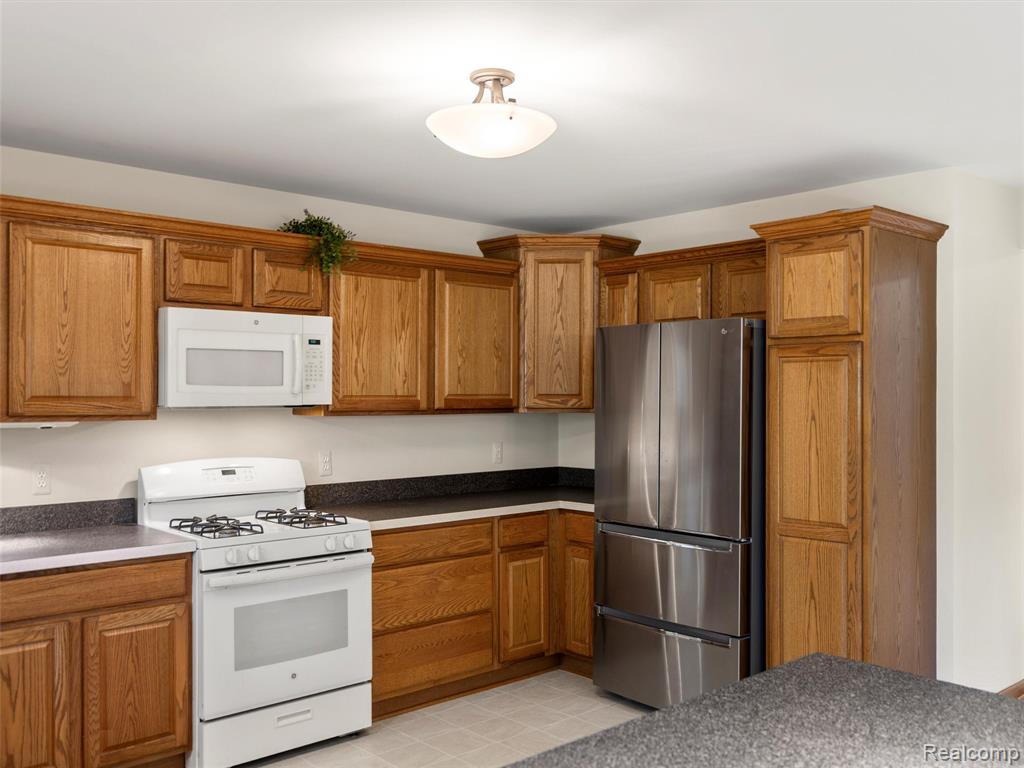 58291 Pleasant View Court, Washington, MI — Photo 8