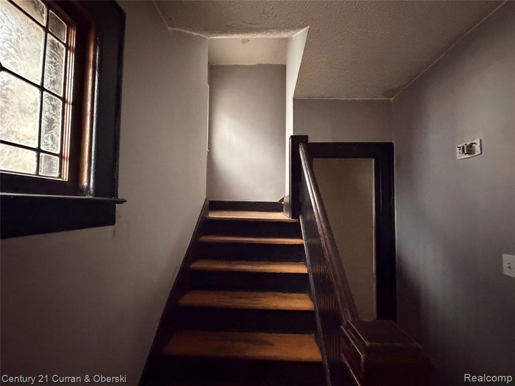 107 McLean Street, Highland Park, MI 48203 — Photo 9