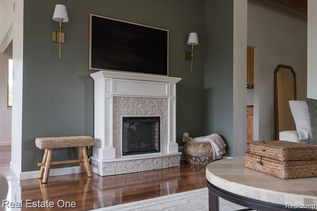 2728 DEVONSHIRE, Leonard, MI 48367 — Photo 8