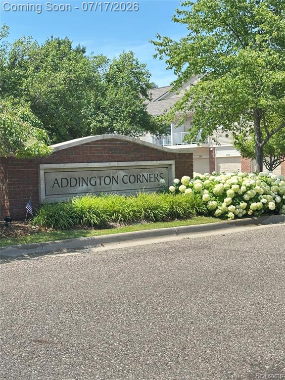 5210 Addington Drive, Commerce Twp, MI 48390 — Photo 26