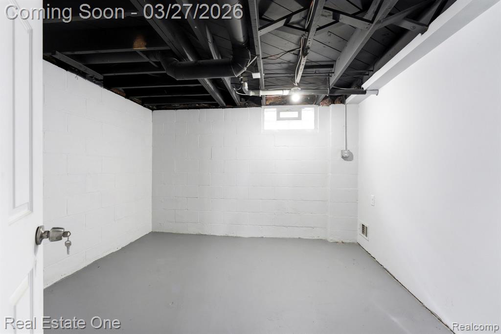 6778 Buckingham Avenue, Allen Park, MI 48101 — Photo 19