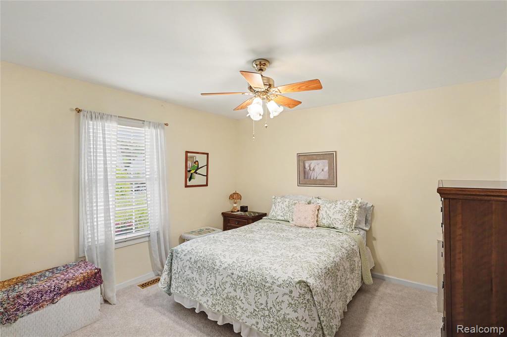 5478 Red Oak Court, Linden, MI 48451 — Photo 10