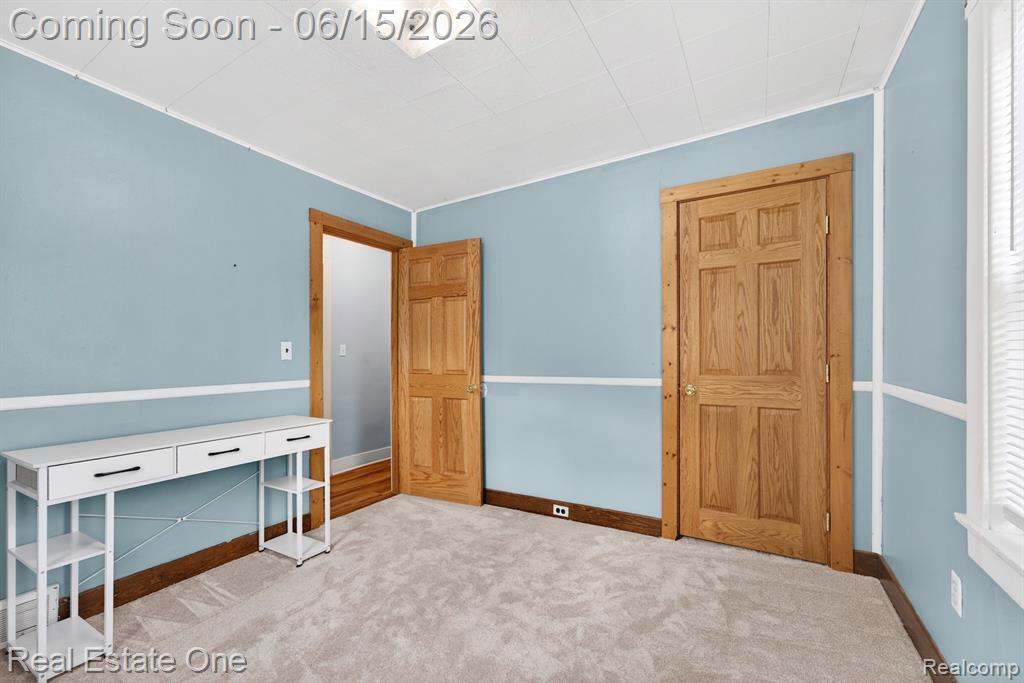 466 Spruce Street, Wyandotte, MI 48192 — Photo 16