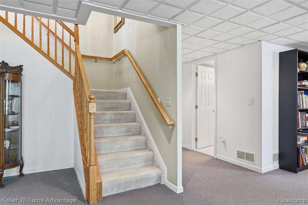 47796 Arbor Trail, Northville, MI 48168 — Photo 33