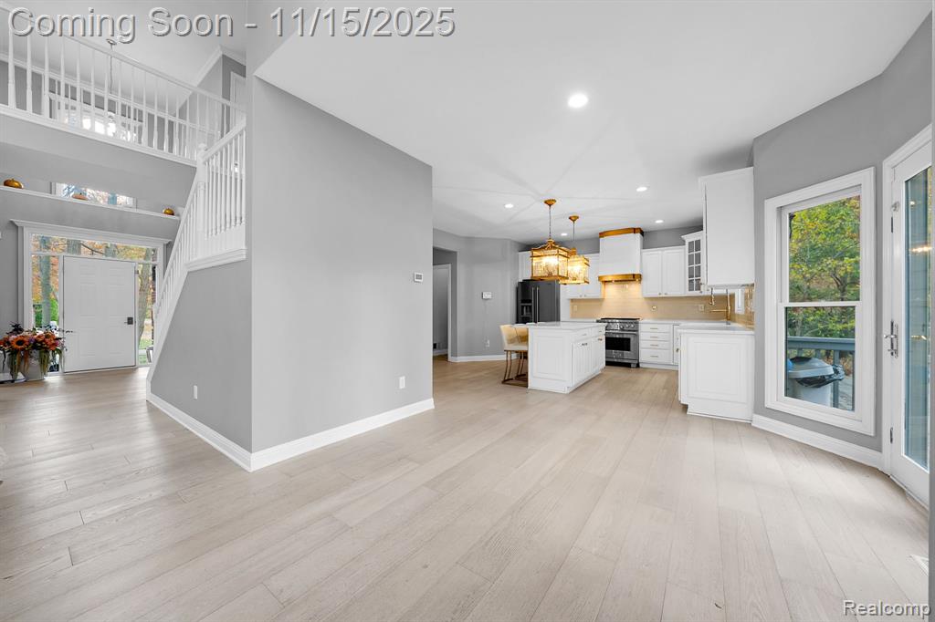 9751 Kingston Pointe Drive, Clarkston, MI 48348 — Photo 16