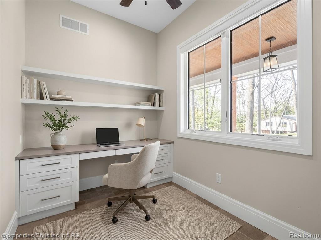 4375 Derry Road, Bloomfield Hills, MI 48302 — Photo 23