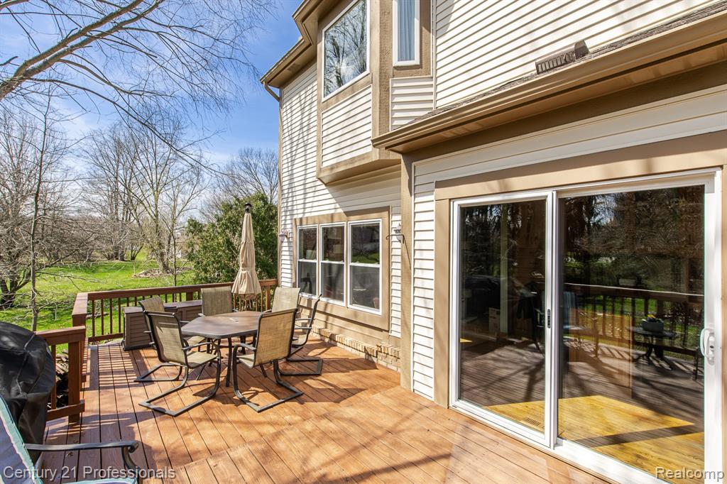 5492 E Alyssa Court, White Lake, MI 48383 — Photo 84