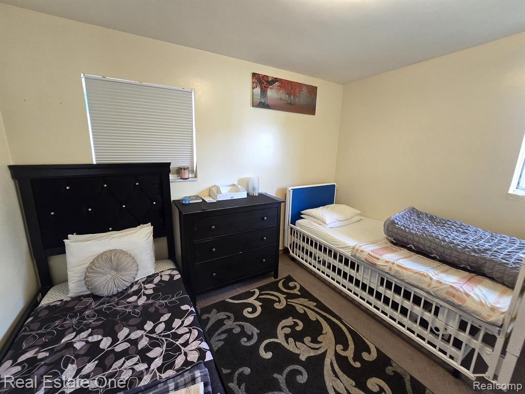 6624 MAPLE Street, Dearborn, MI 48126 — Photo 10