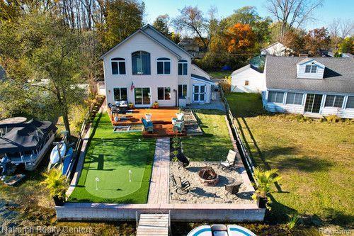 8819 LAGOON Drive - Photo 4