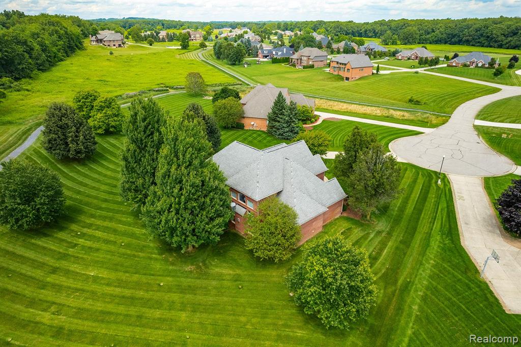 69493 MEADOWBROOK Lane, Bruce, MI 48065 — Photo 11