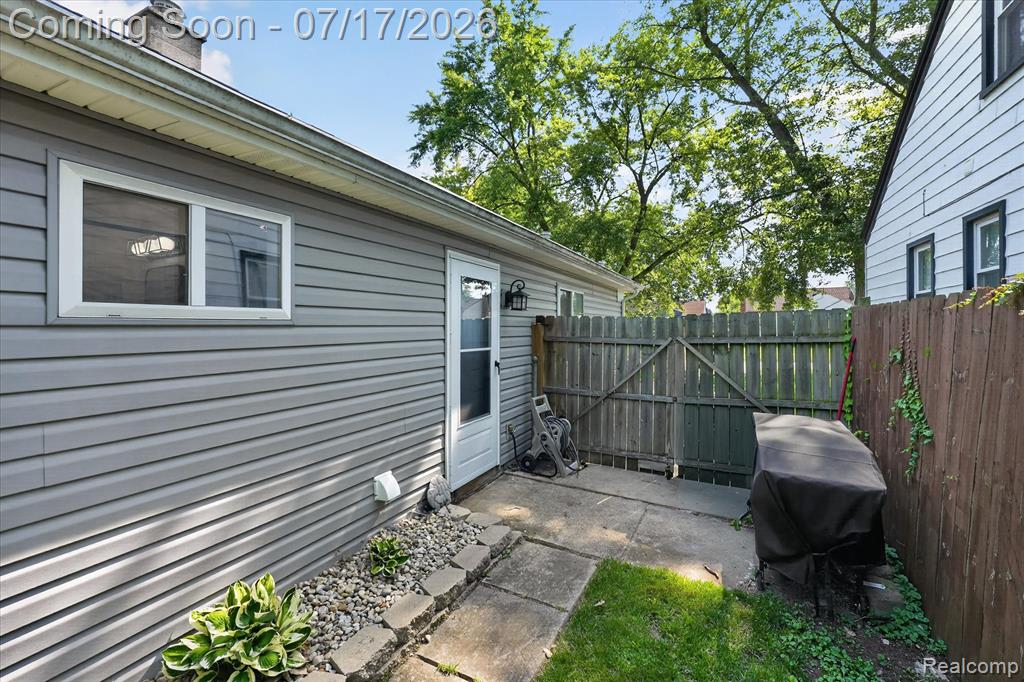 7936 Weddel Street, Taylor, MI 48180 — Photo 35