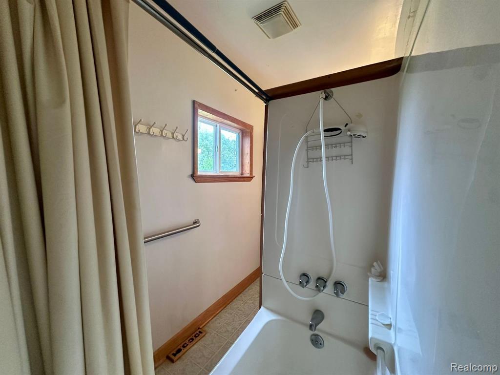 1 1ST Street, Yale, MI 48097 — Photo 15